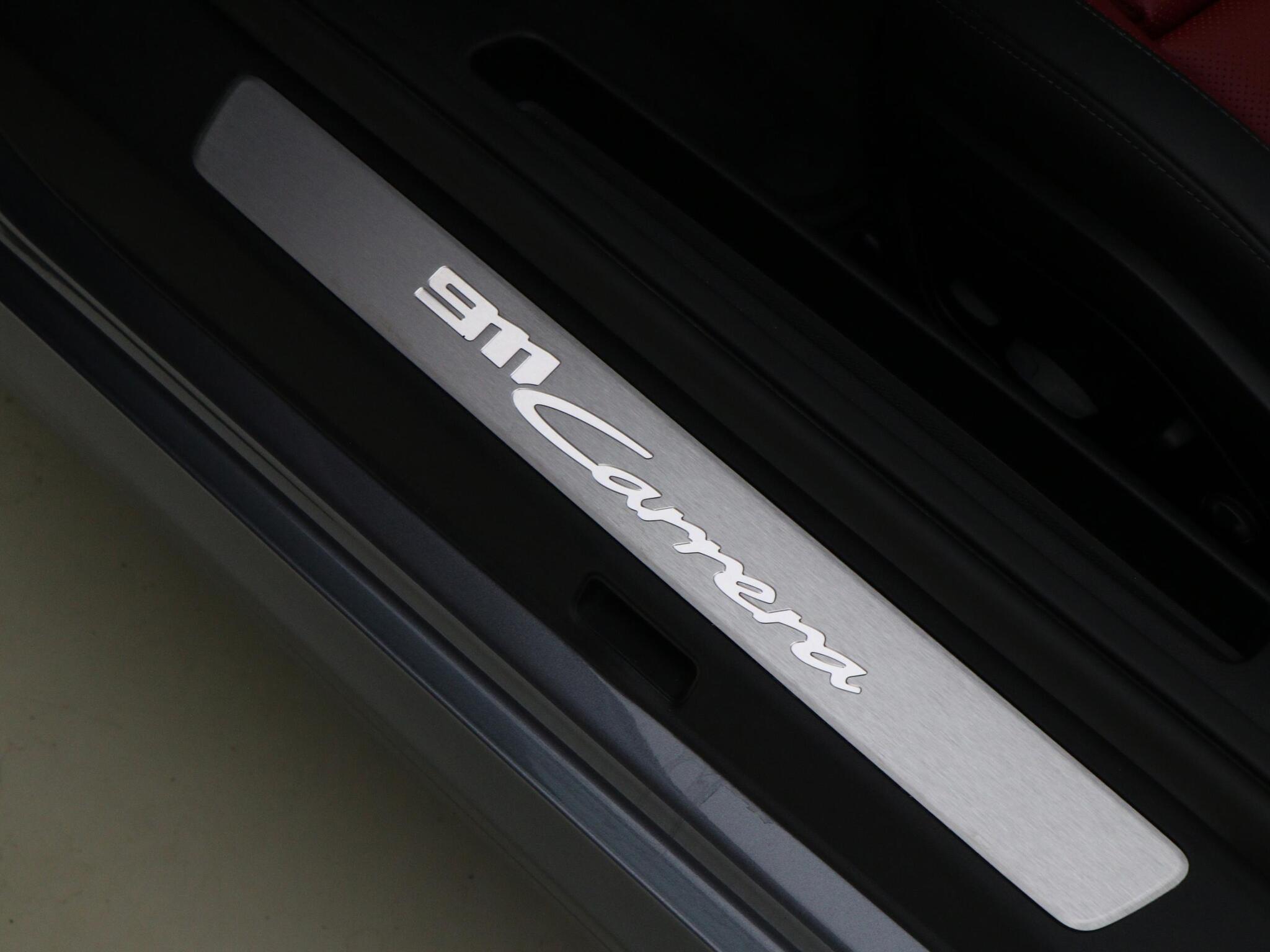 Porsche 911 view 46