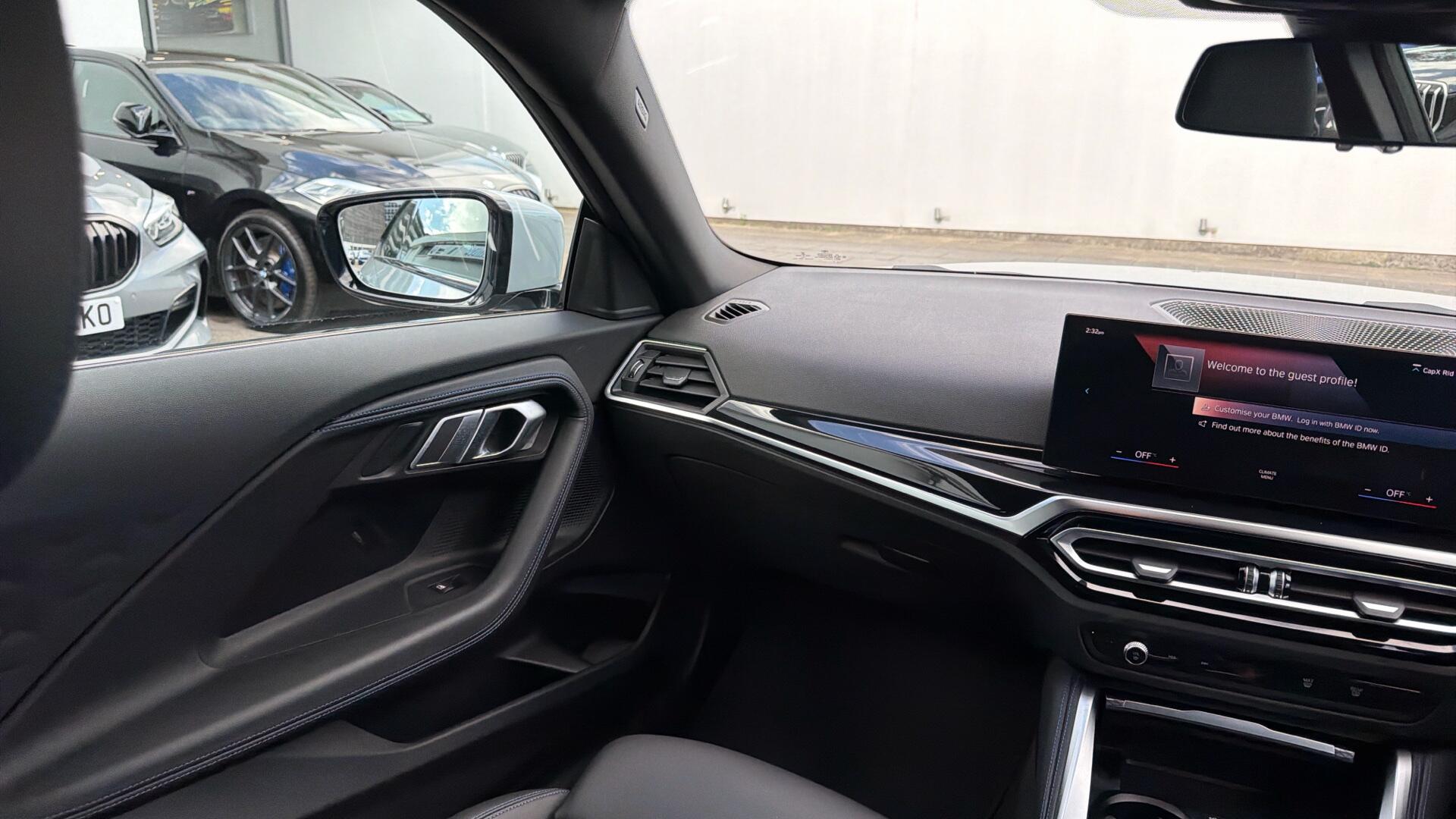 BMW 2 Series view 35