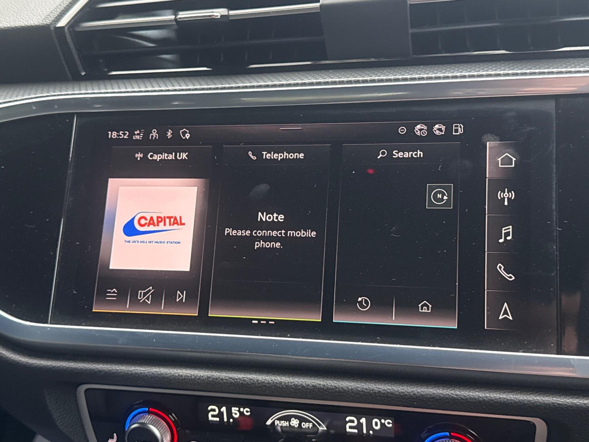 Audi Q3 view 36