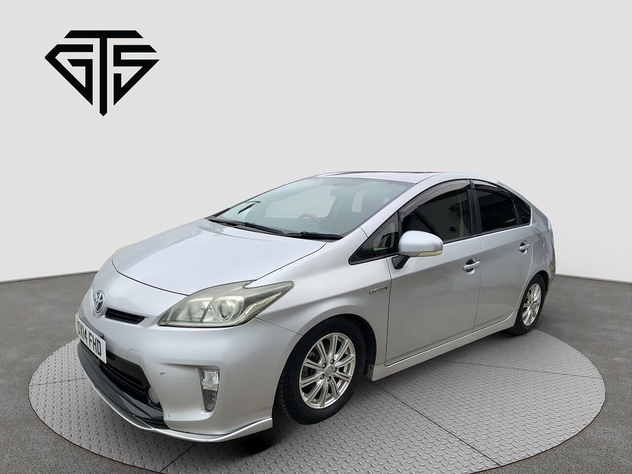Toyota Prius view 7