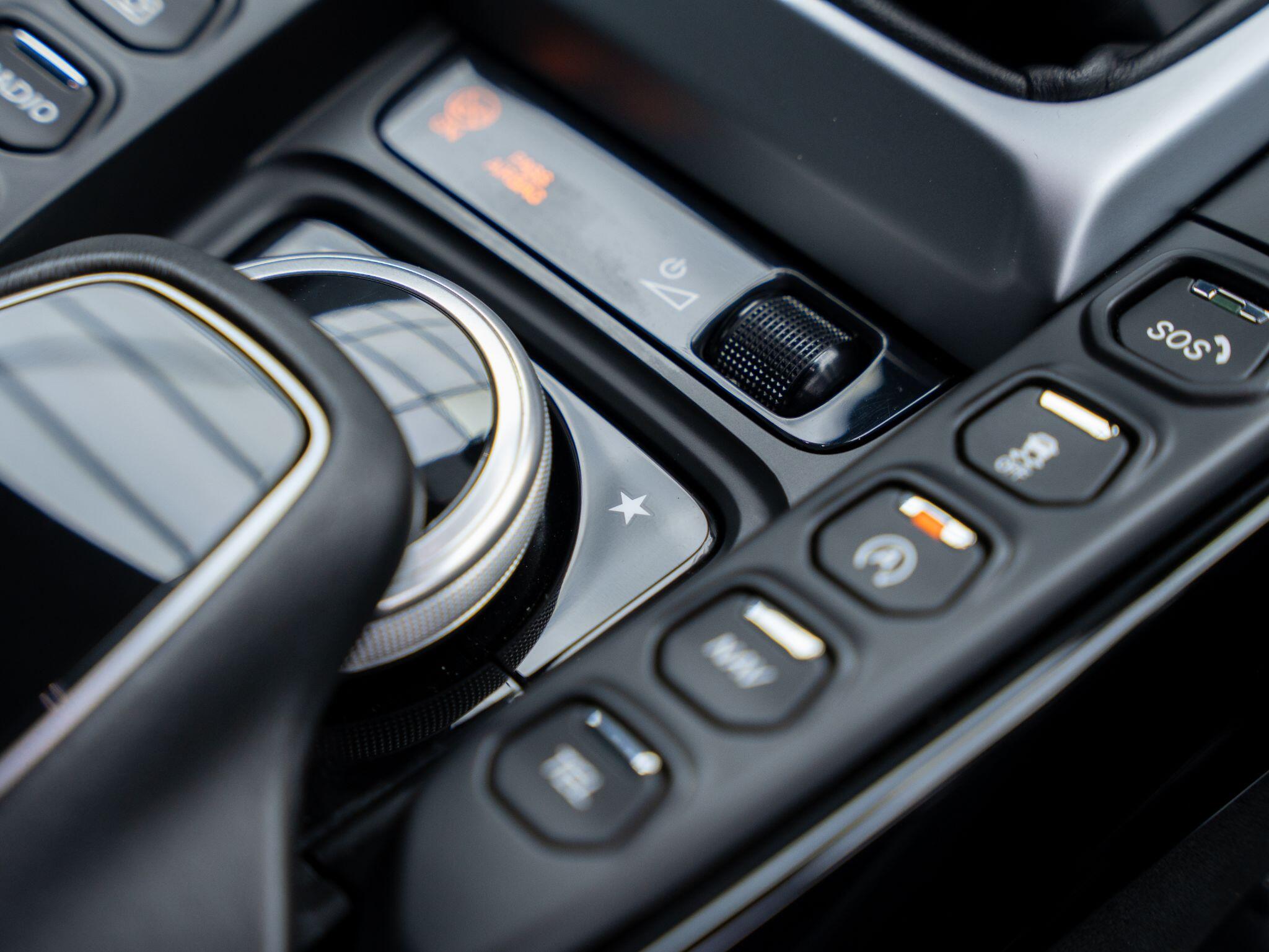 Aston Martin Vantage view 28