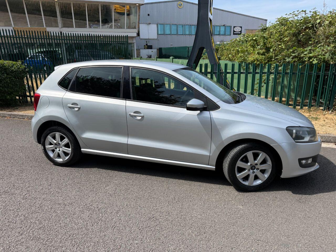 Volkswagen Polo view 18
