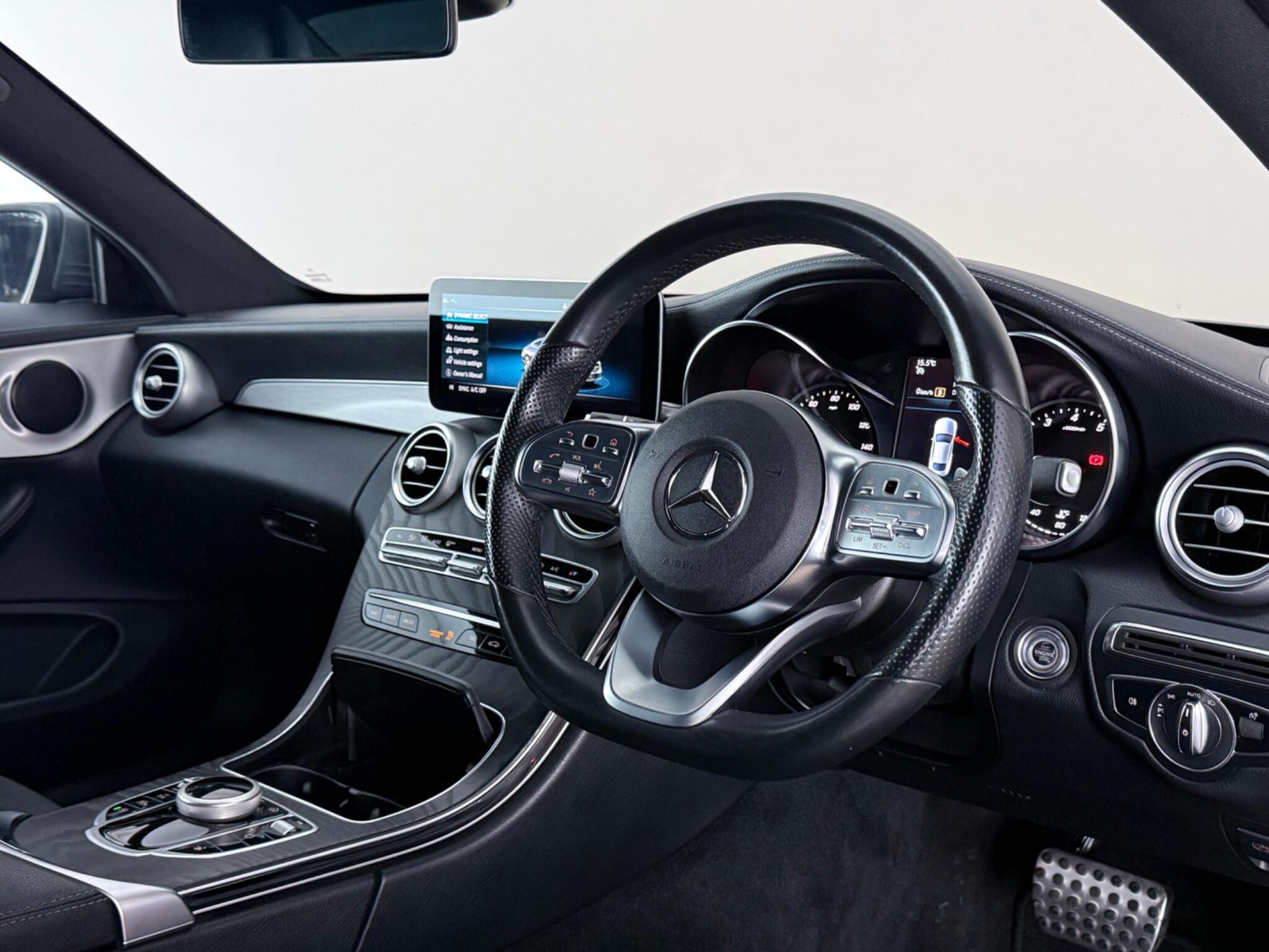 Mercedes-Benz C-Class view 3