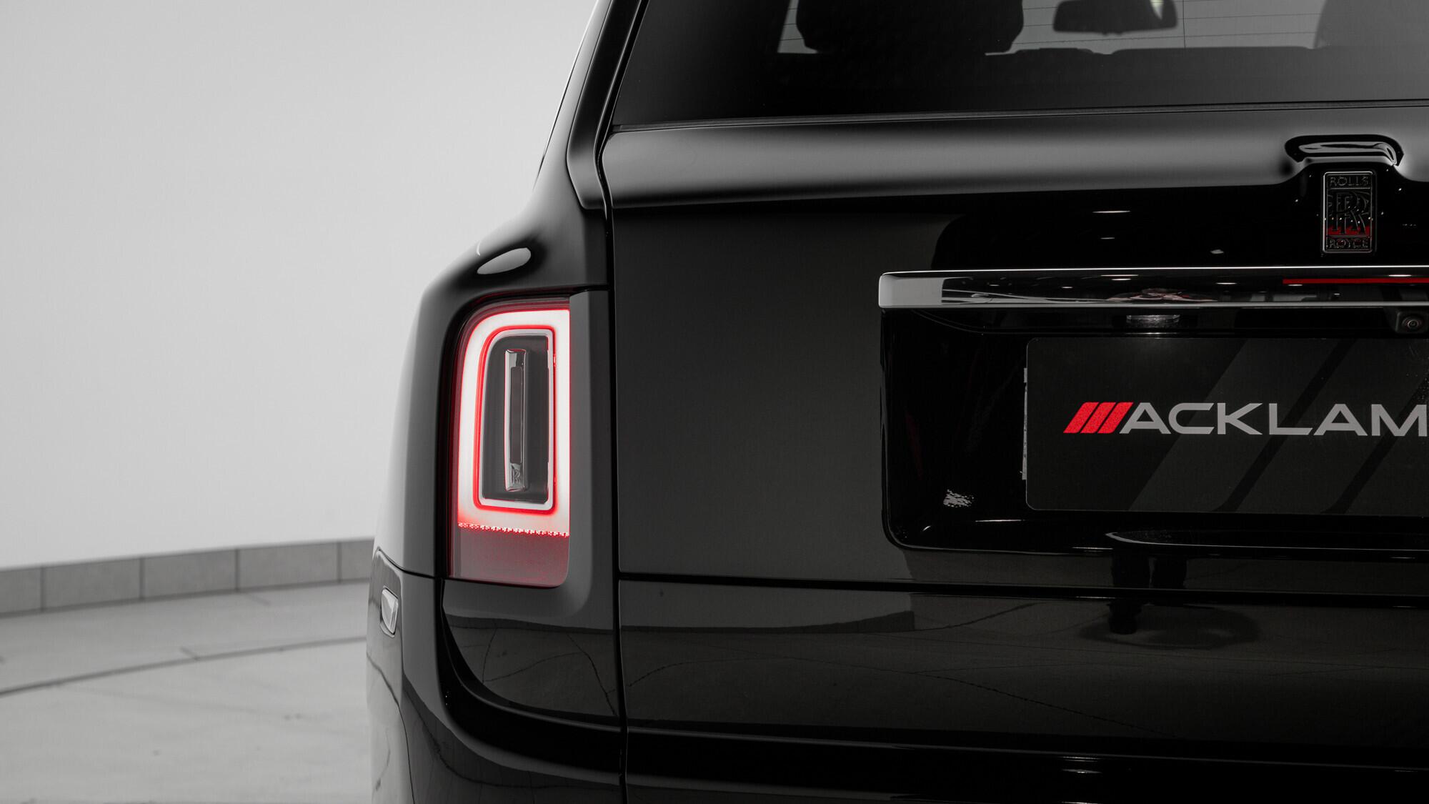Rolls-Royce Cullinan view 18