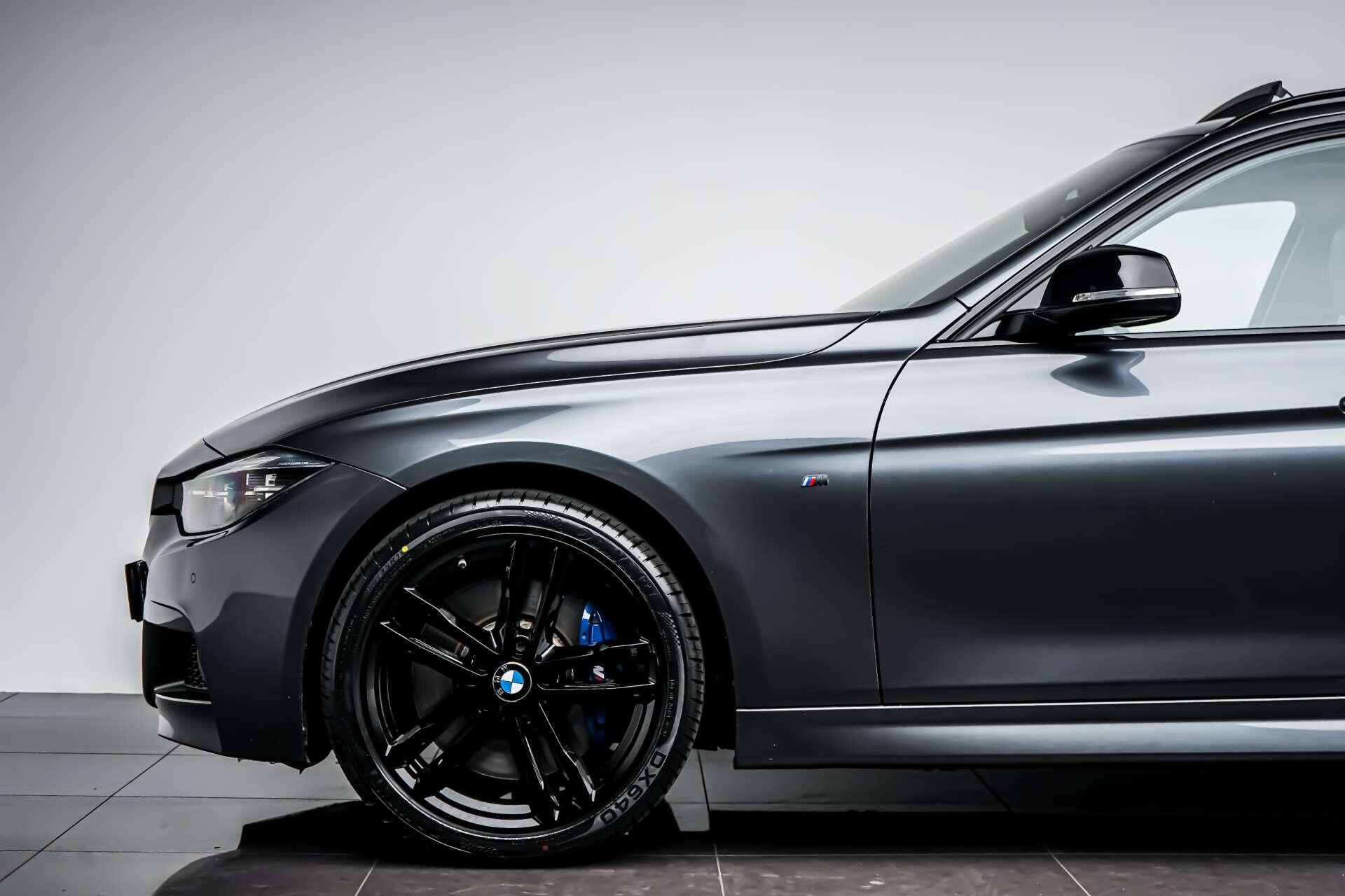BMW 3 Series view 12