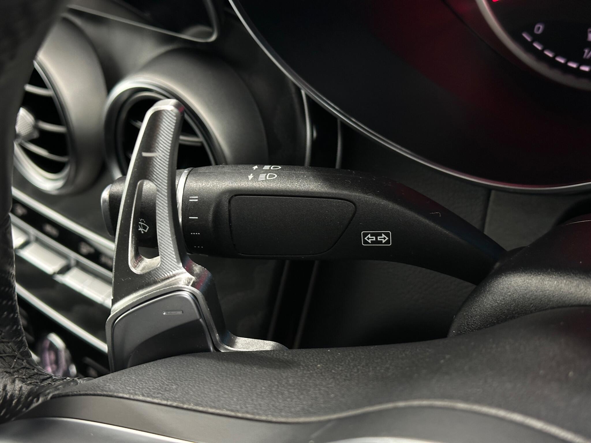 Mercedes-Benz C-Class view 14