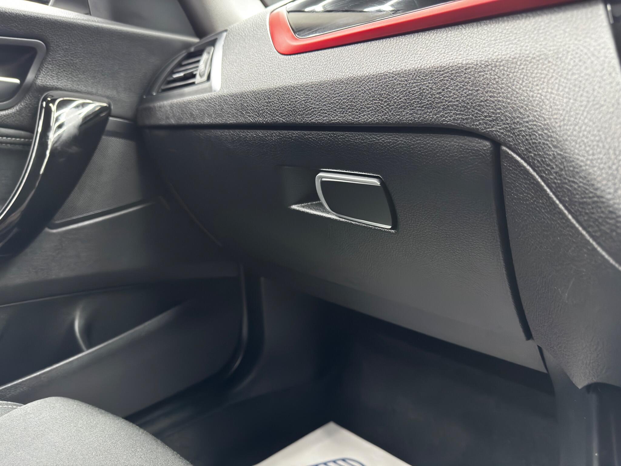BMW 2 Series view 37