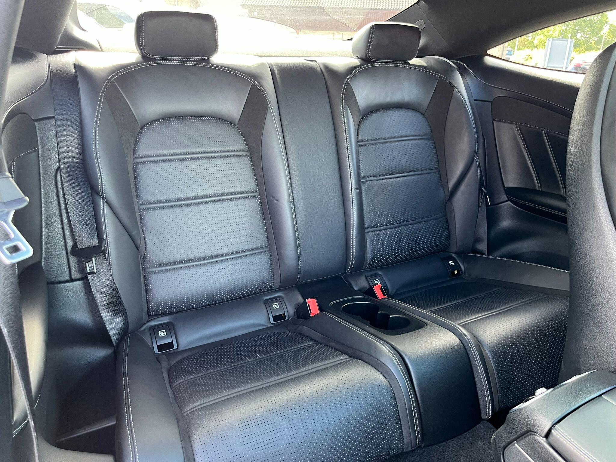 Mercedes-Benz C-Class view 39