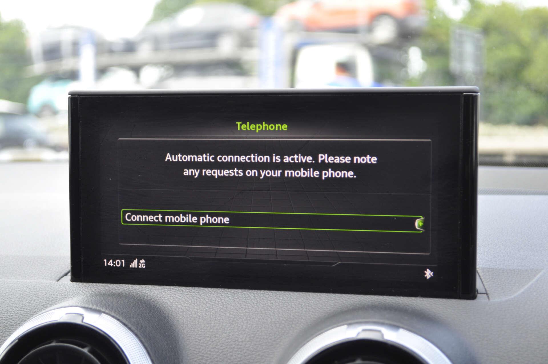 Audi Q2 view 14