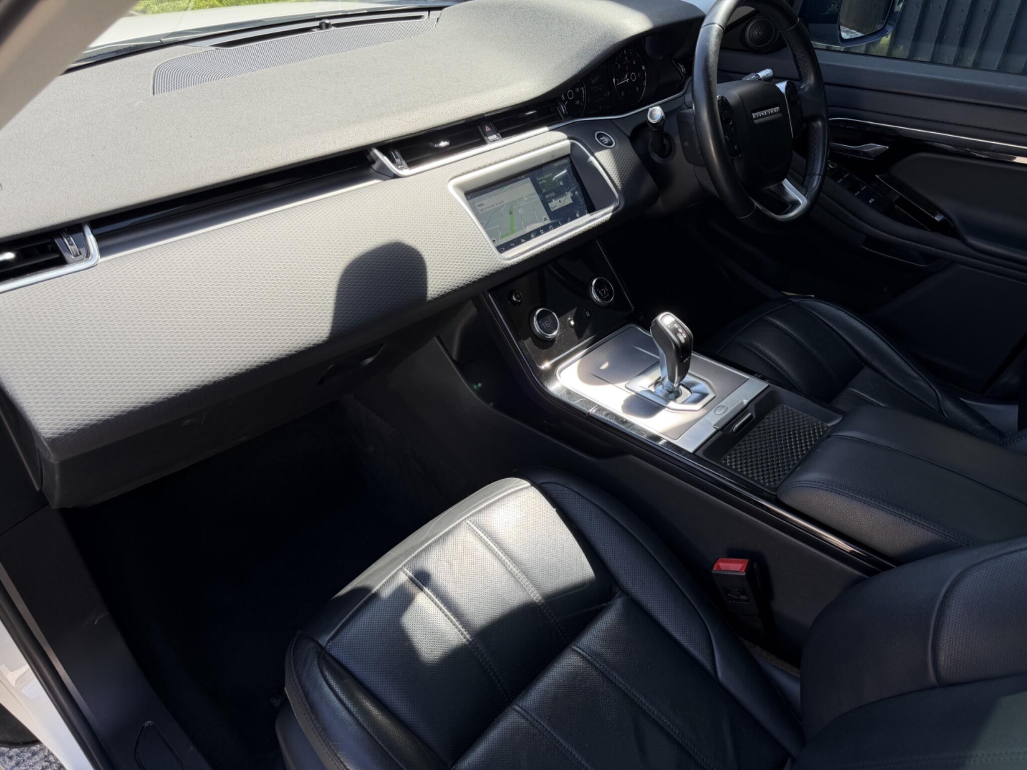 Land Rover Range Rover Evoque view 17