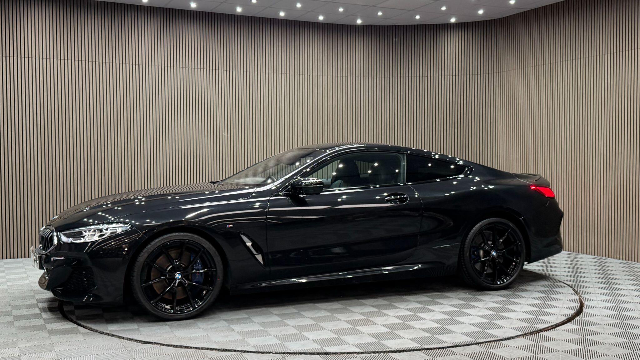 BMW 8 Series view 58