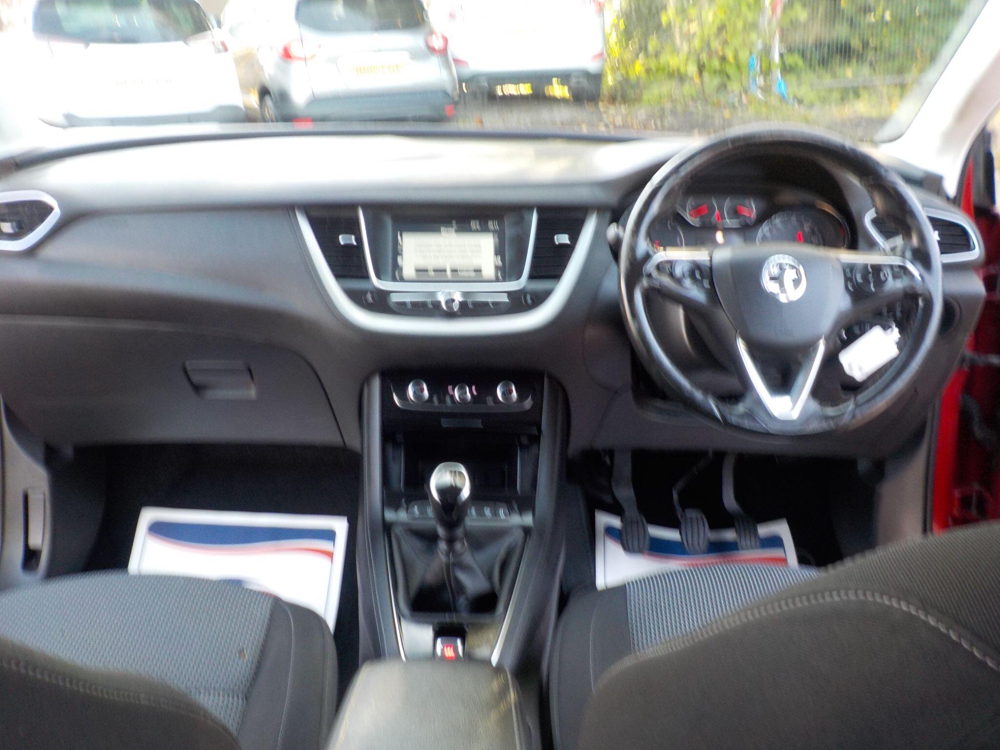 Vauxhall Grandland X 1.5 Turbo D BlueInjection SE Euro 6 (s/s) 5dr