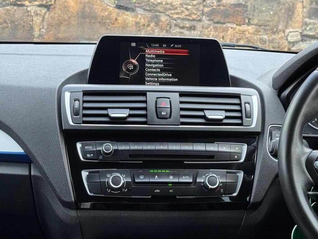 BMW 1 Series view 27