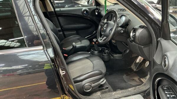 Mini Countryman view 5