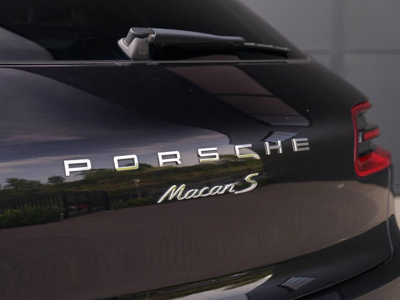 Porsche Macan view 52