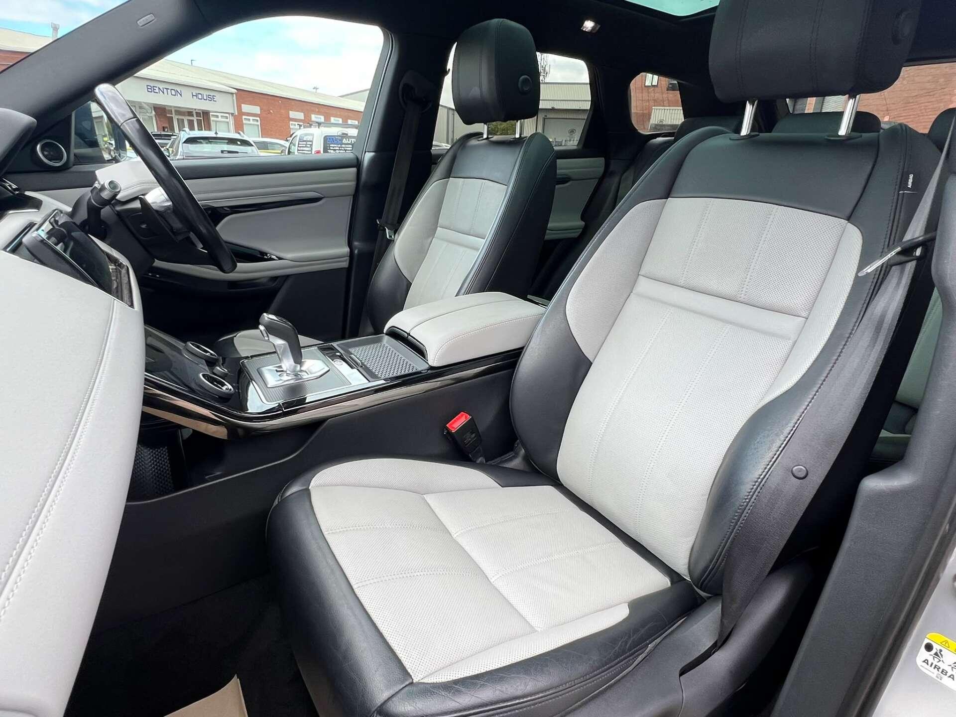 Land Rover Range Rover Evoque view 10