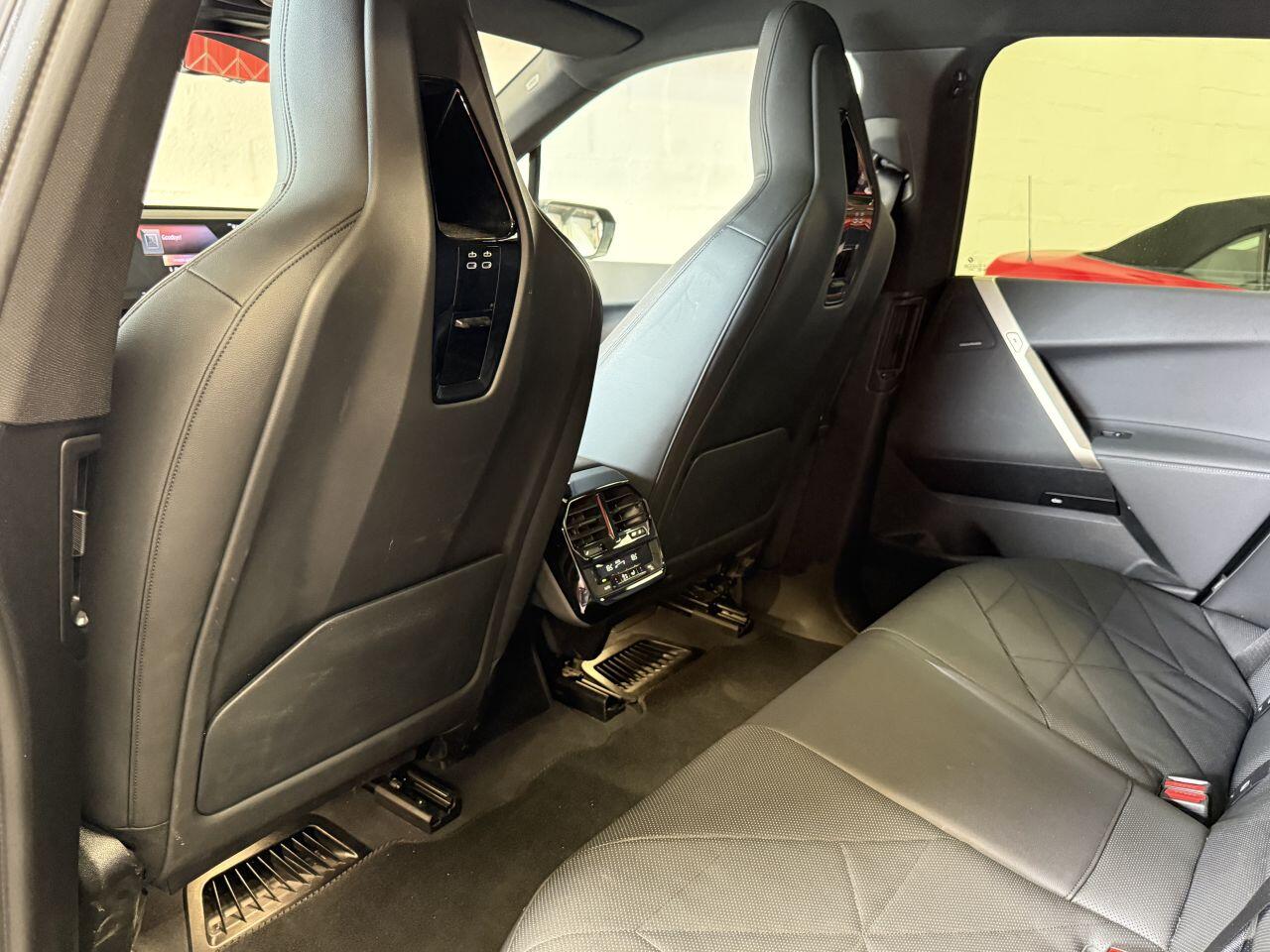 BMW Ix view 57