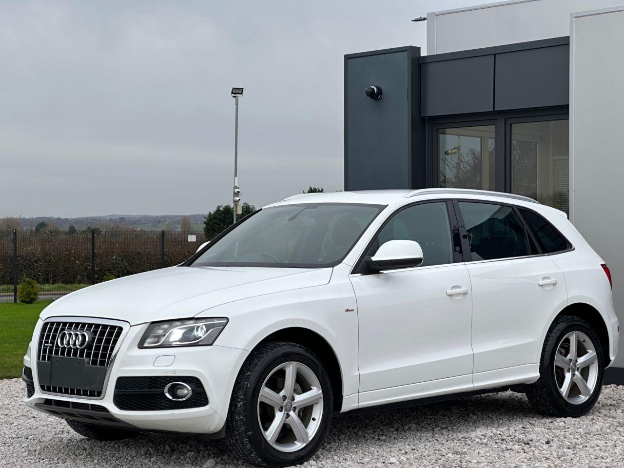 Audi Q5 view 4