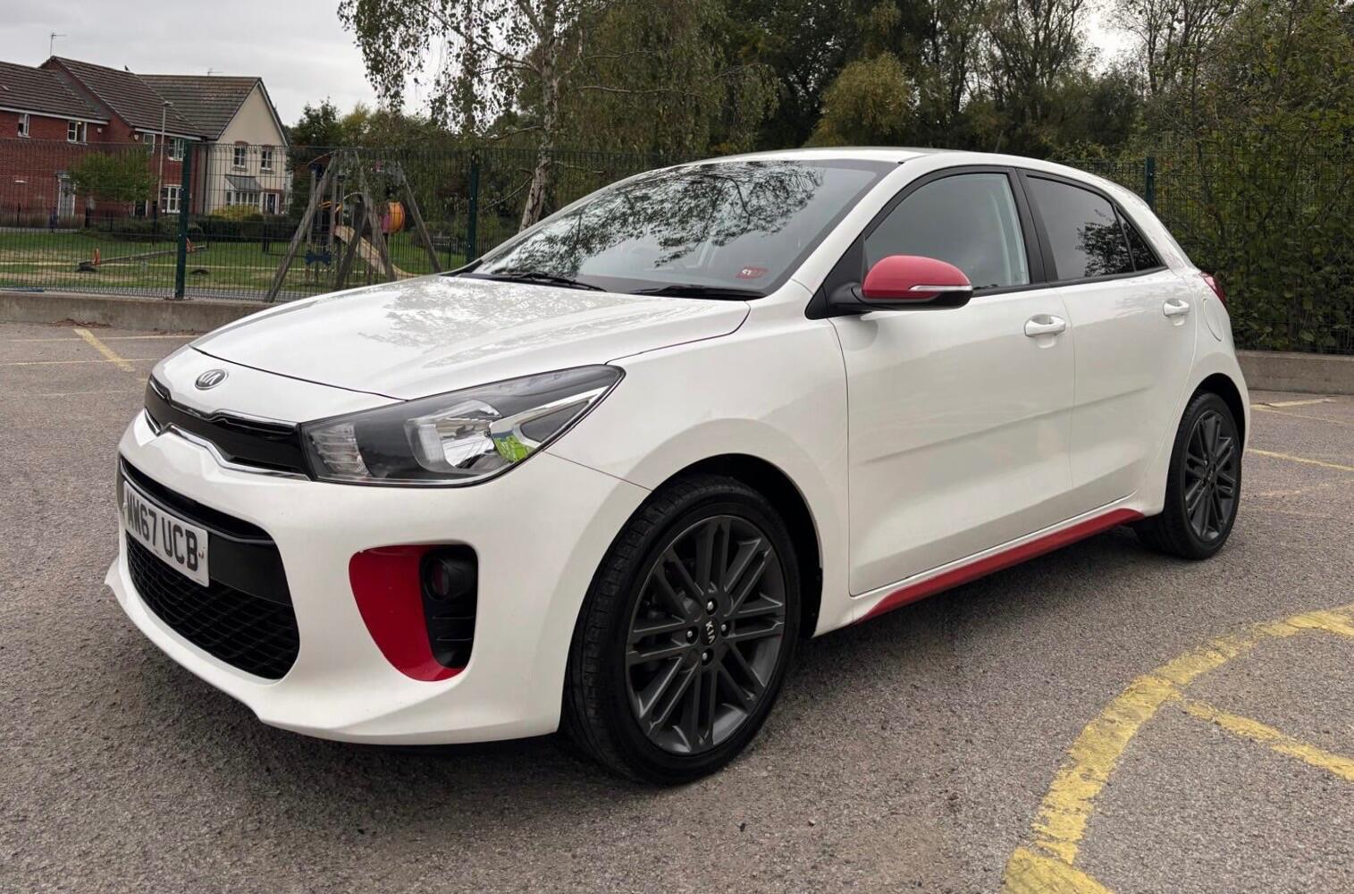2017 Kia Rio in White for sale