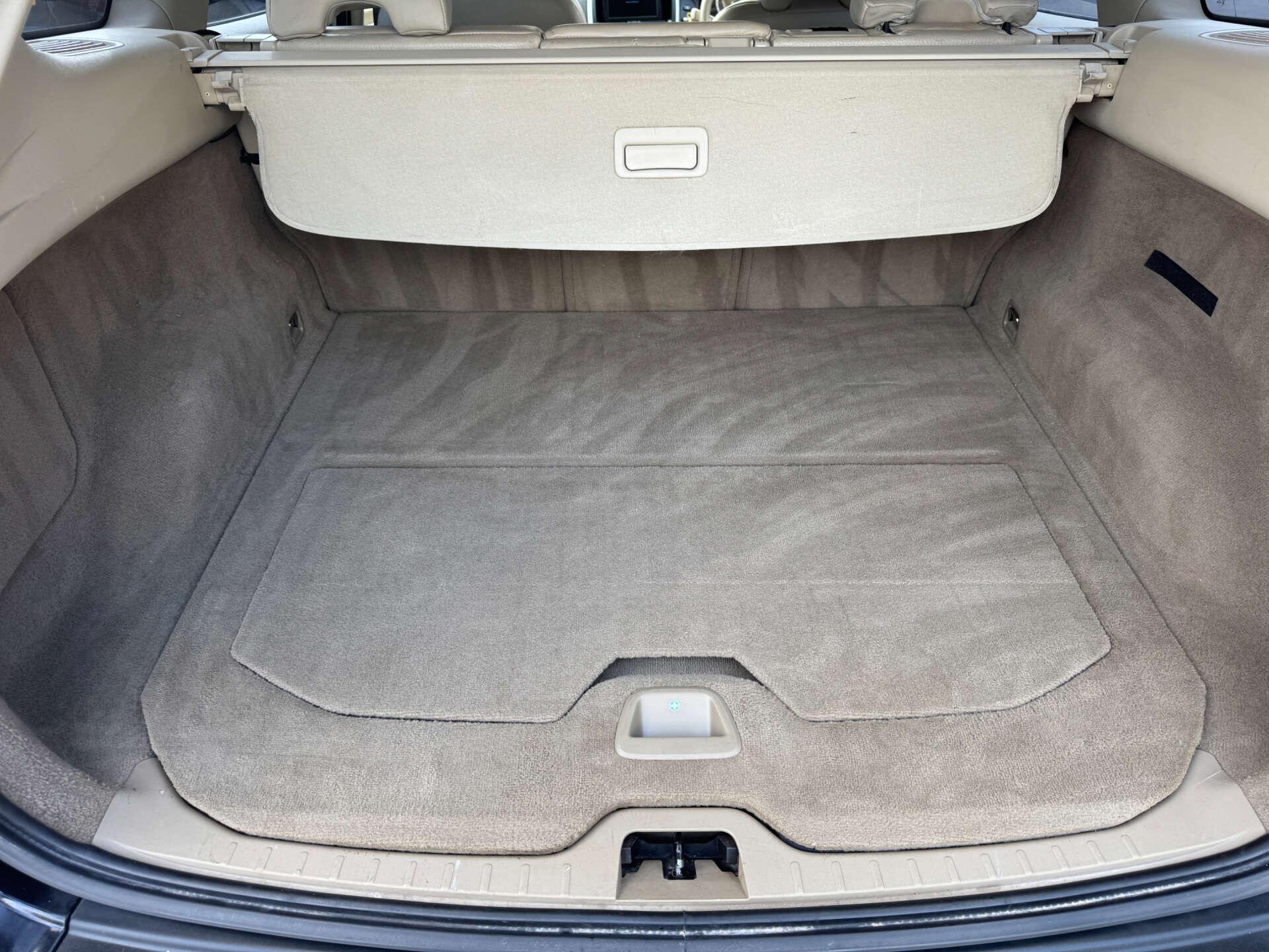 Volvo XC60 view 26