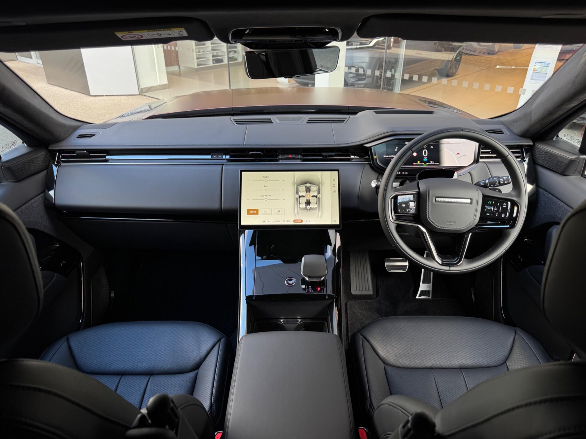 Land Rover Range Rover Sport view 14
