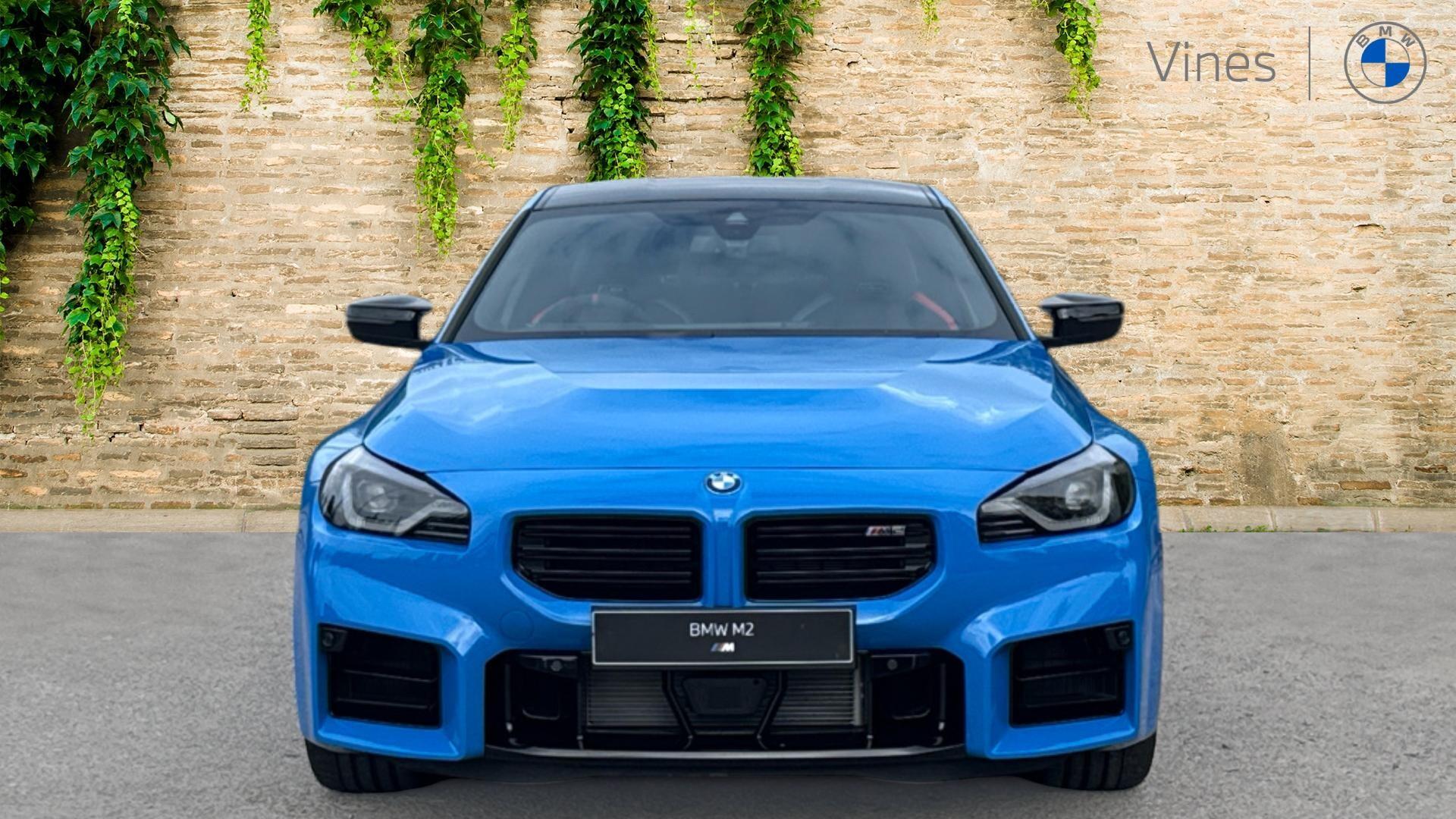 BMW M2 view 16