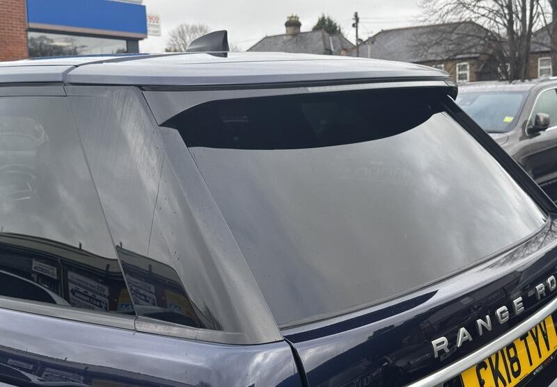 2018 Land Rover Range Rover image 19
