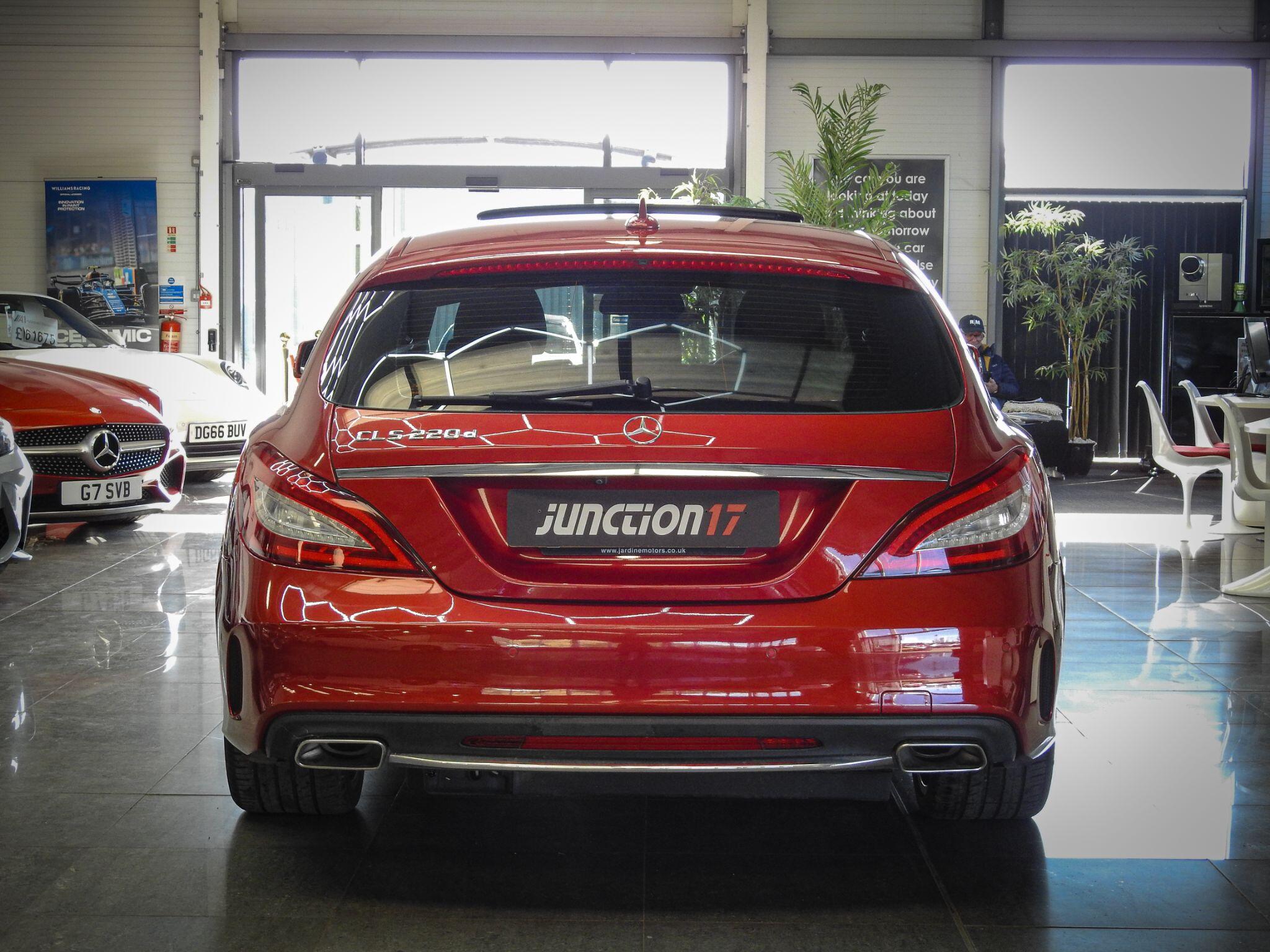Mercedes-Benz CLS view 14