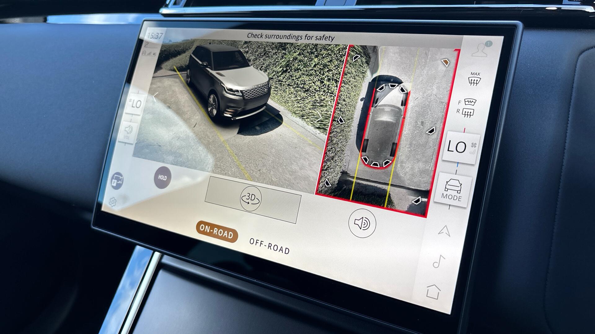 Land Rover Range Rover Velar view 39