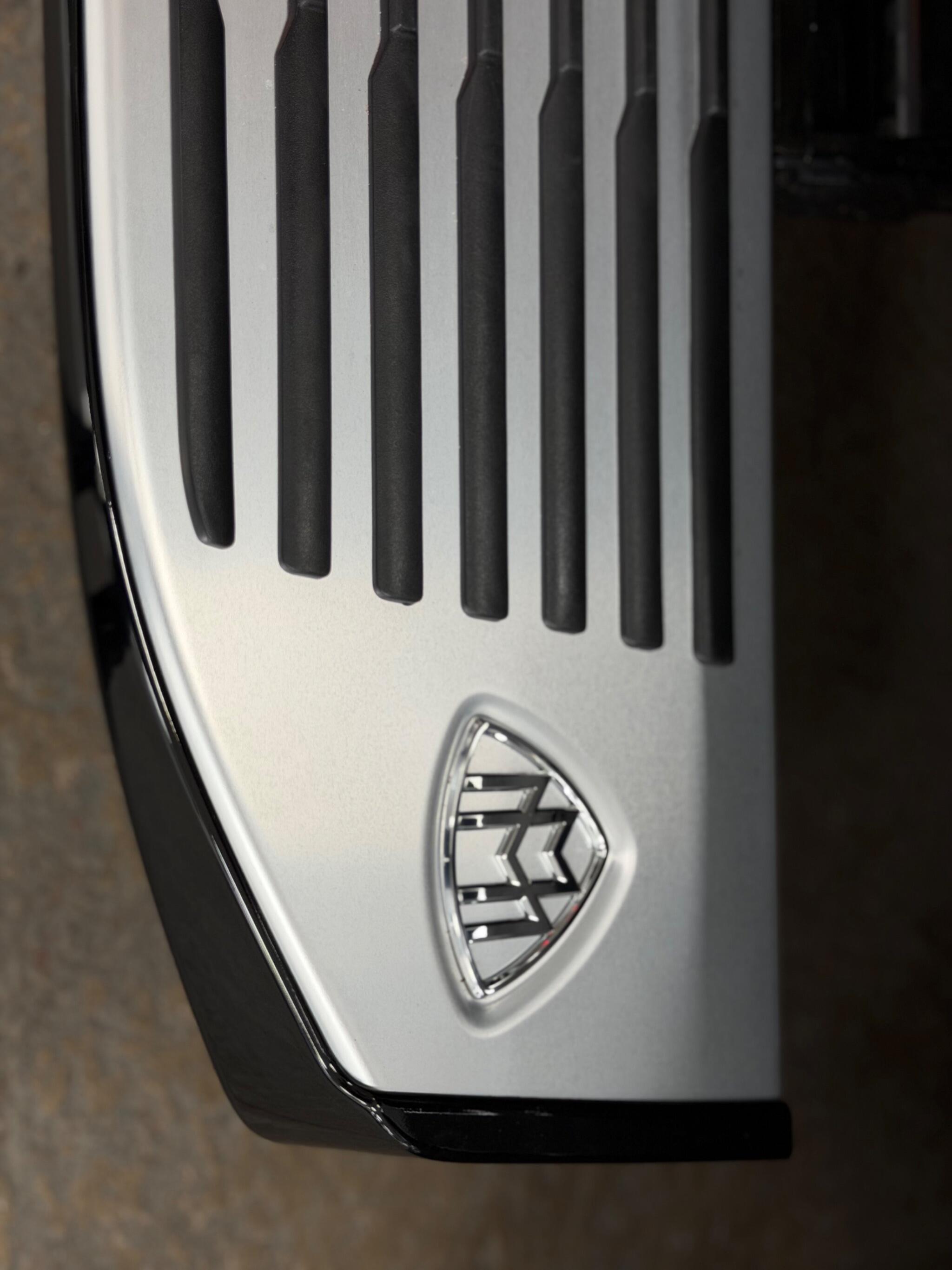 Mercedes-Benz GLS view 54