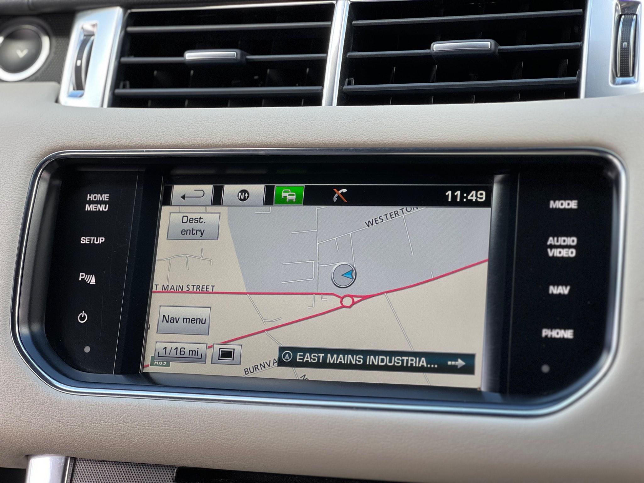 Land Rover Range Rover Sport view 41