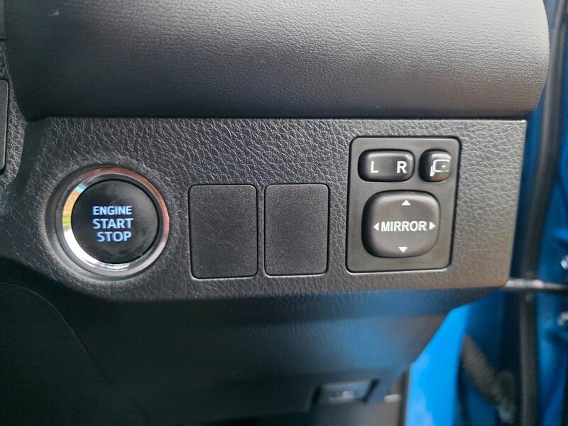 2016 Toyota RAV4 image 43