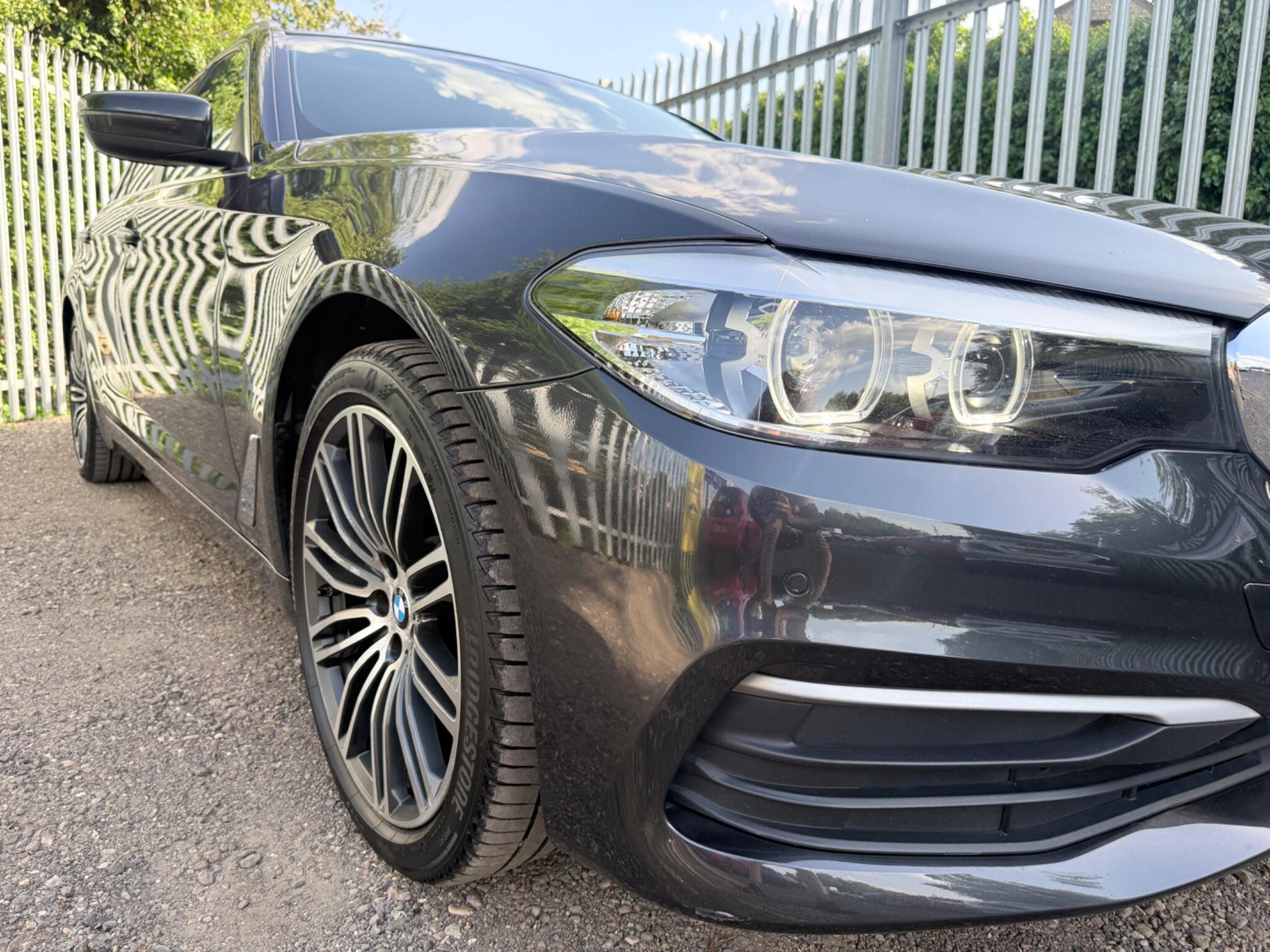 2017 BMW 5 Series image 57