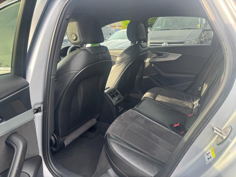 Audi A4 view 59
