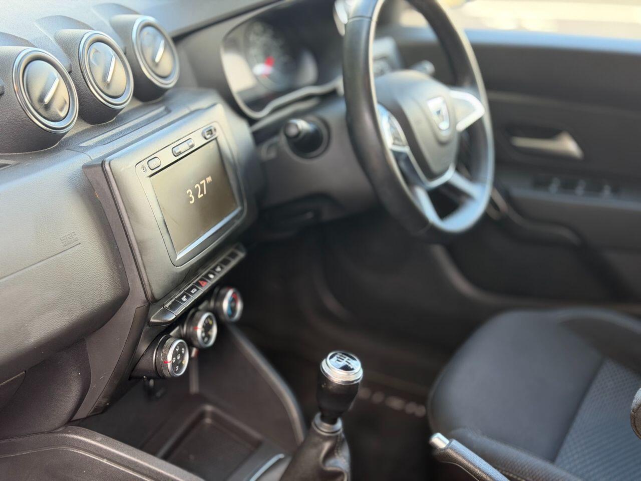 Dacia Duster view 97