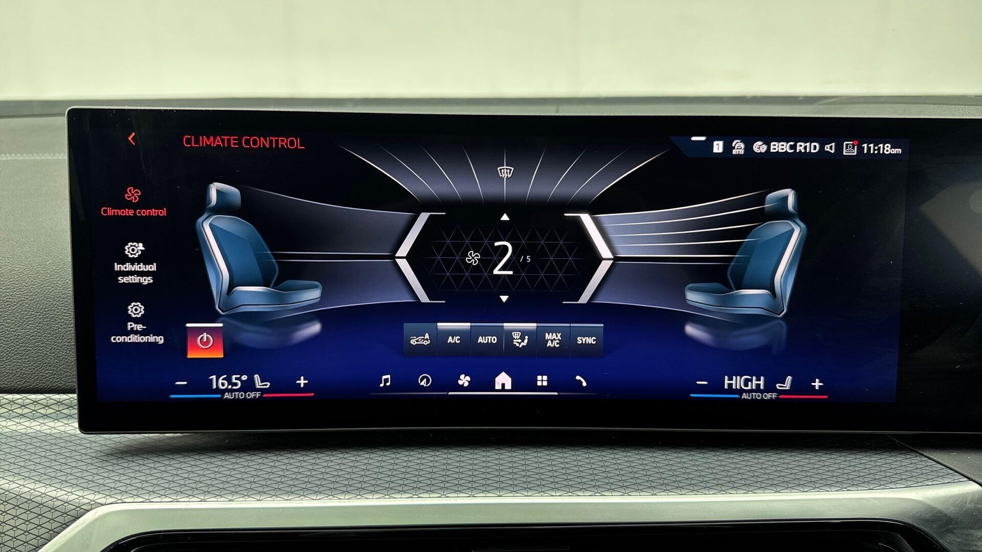BMW i4 view 27