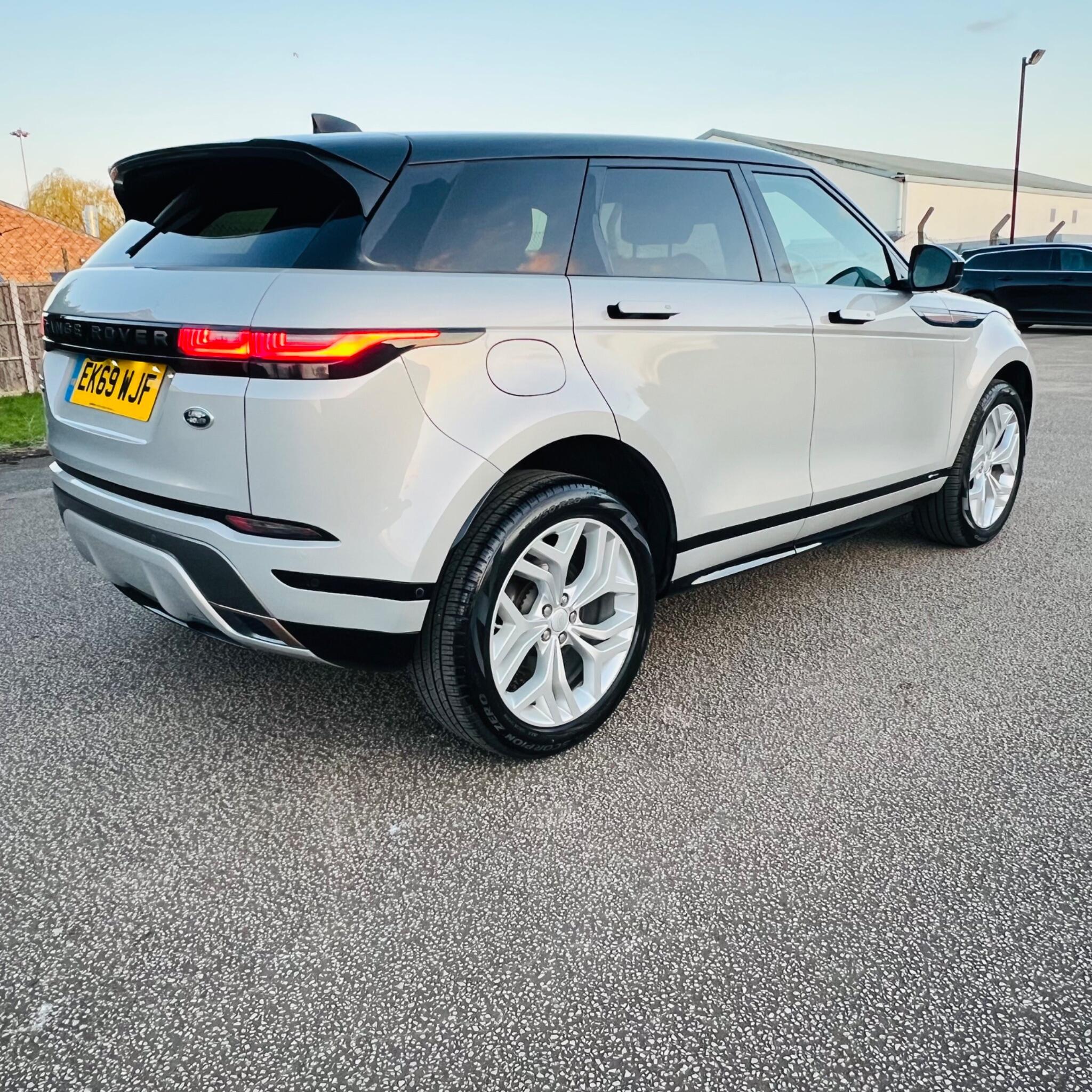Land Rover Range Rover Evoque view 14