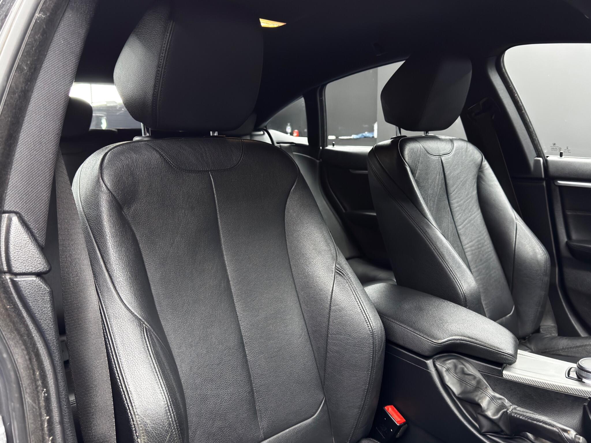 BMW 4 Series view 12
