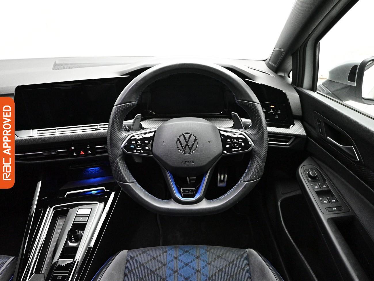 Volkswagen Golf view 9