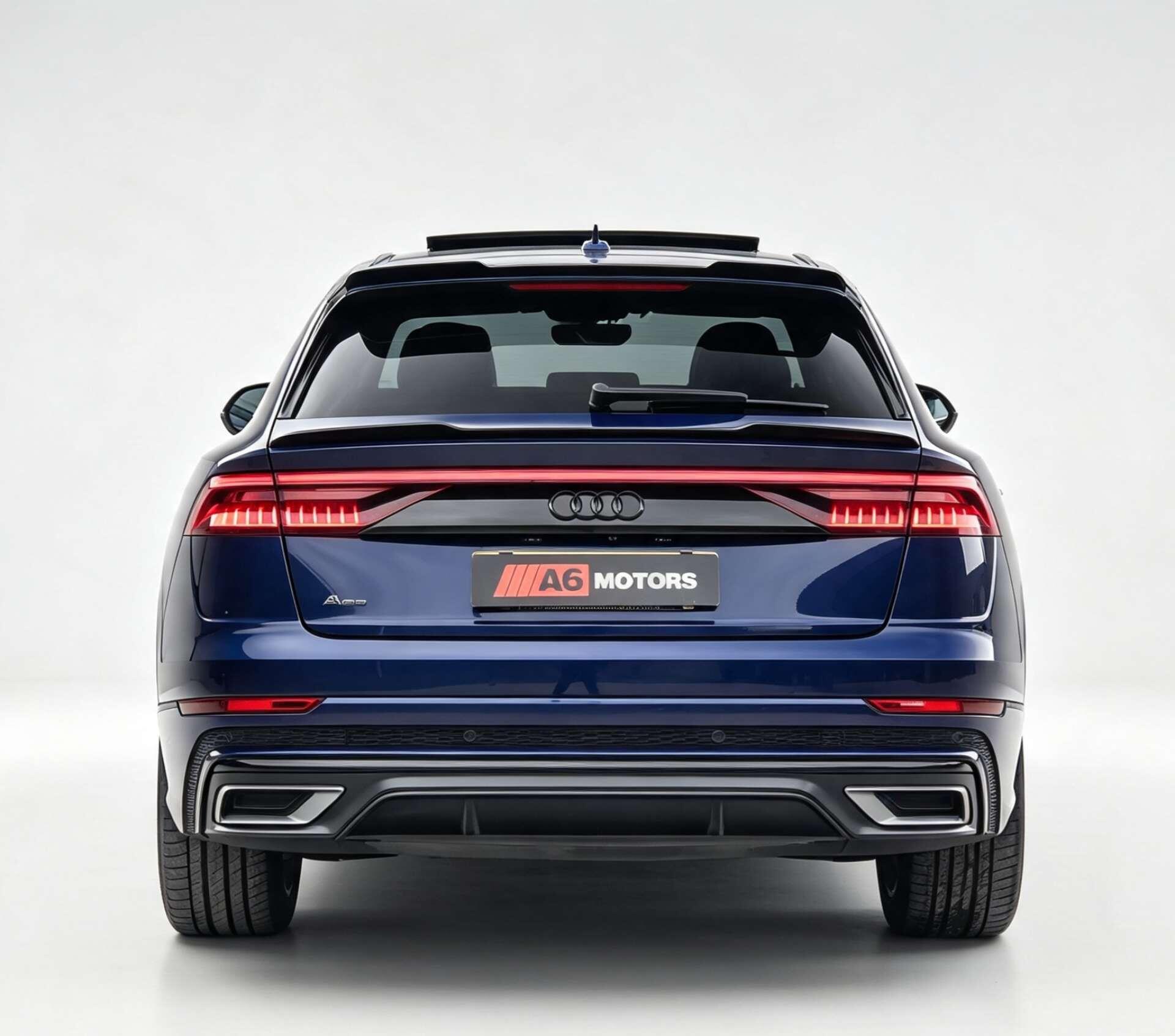 Audi Q8 view 10