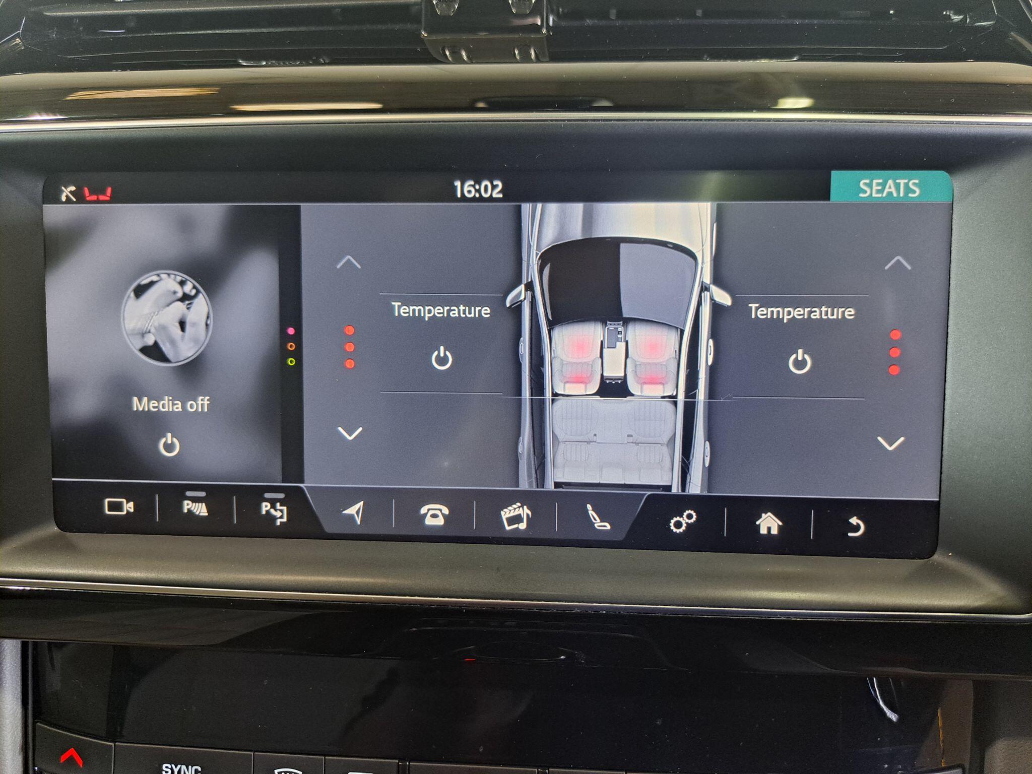 Jaguar F-Pace view 24