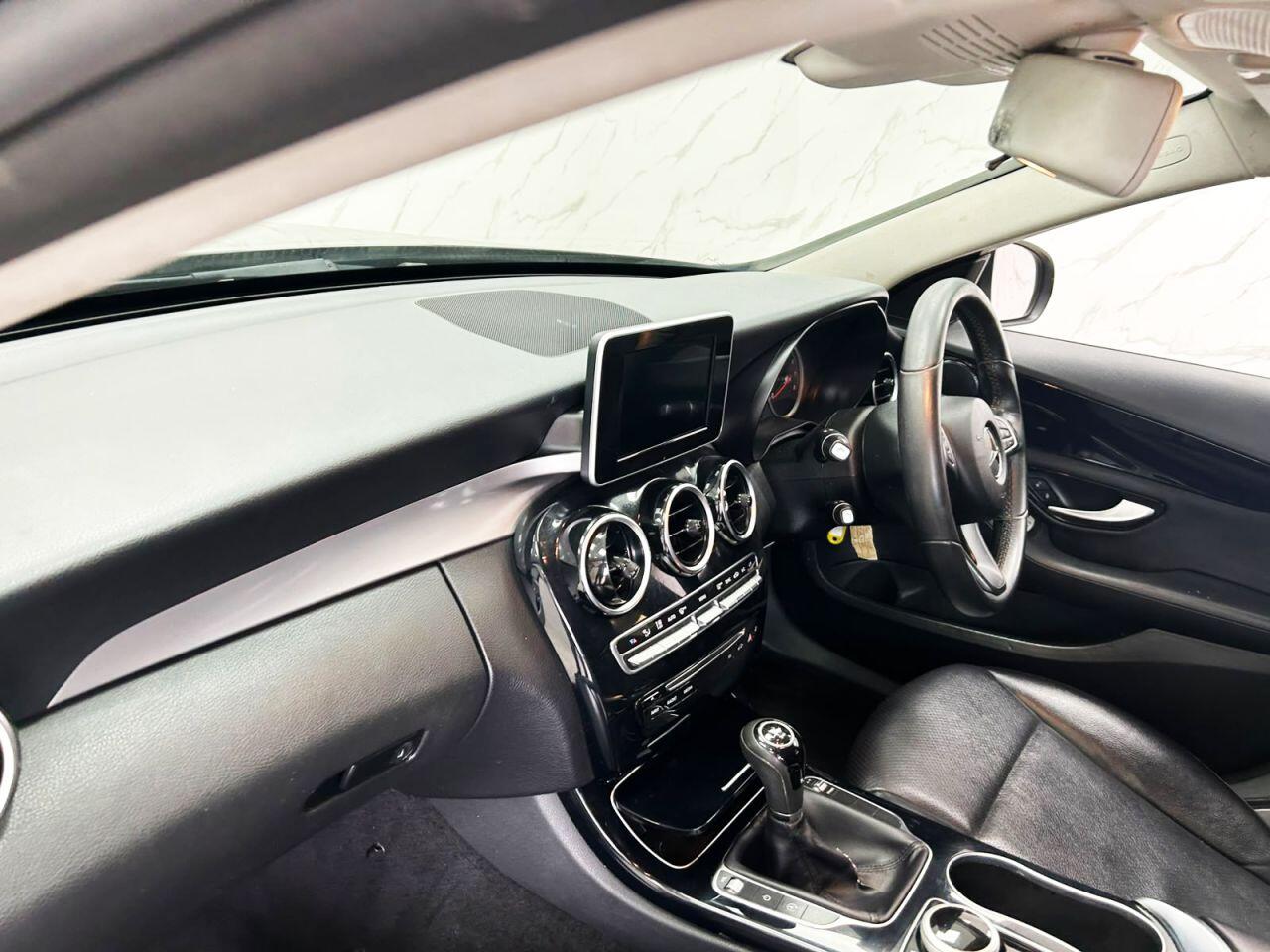 Mercedes-Benz C-Class view 14