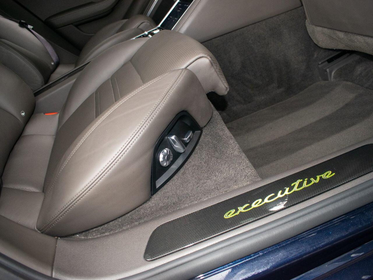 Porsche Panamera view 24