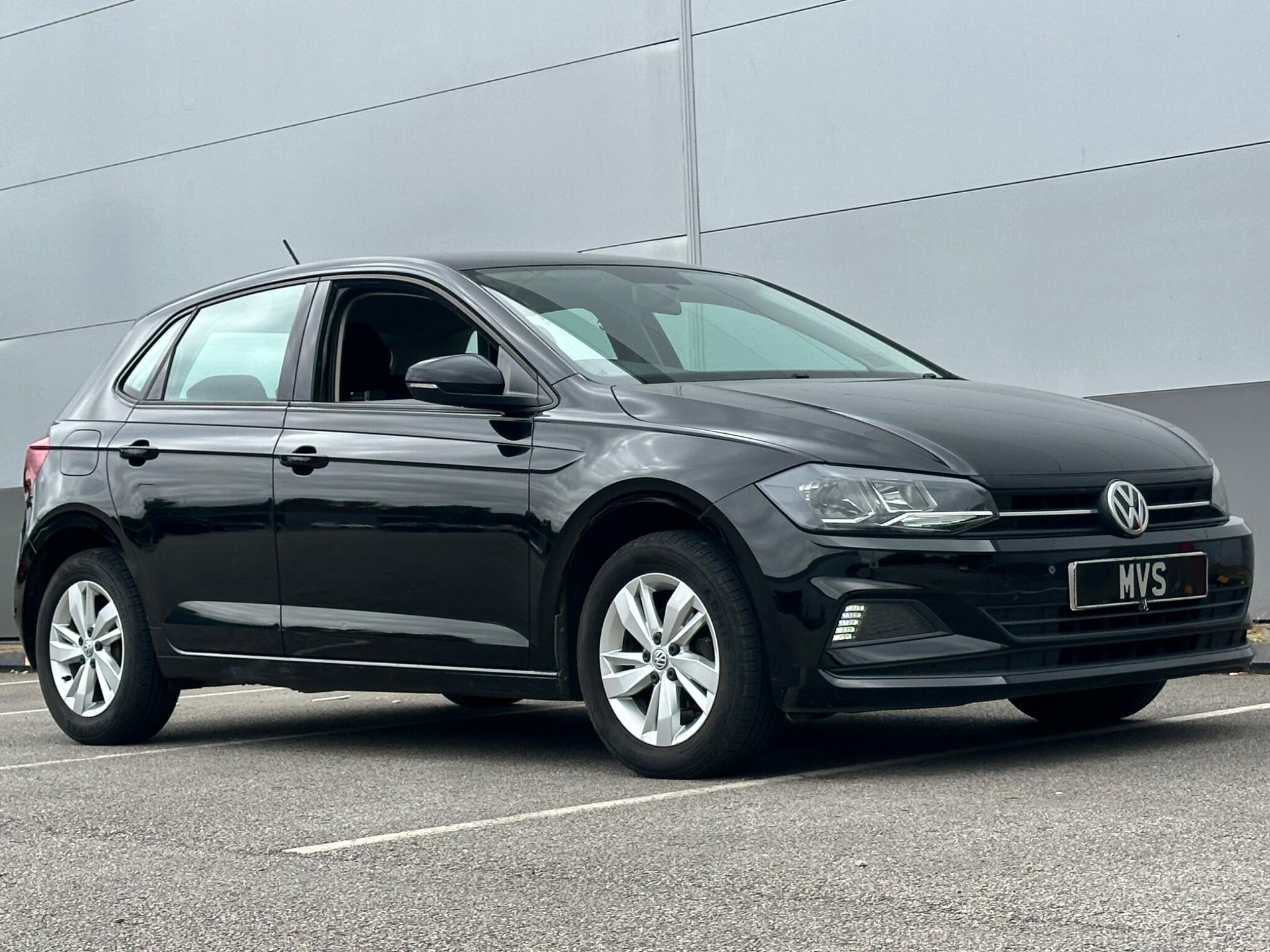 Volkswagen Polo view 6