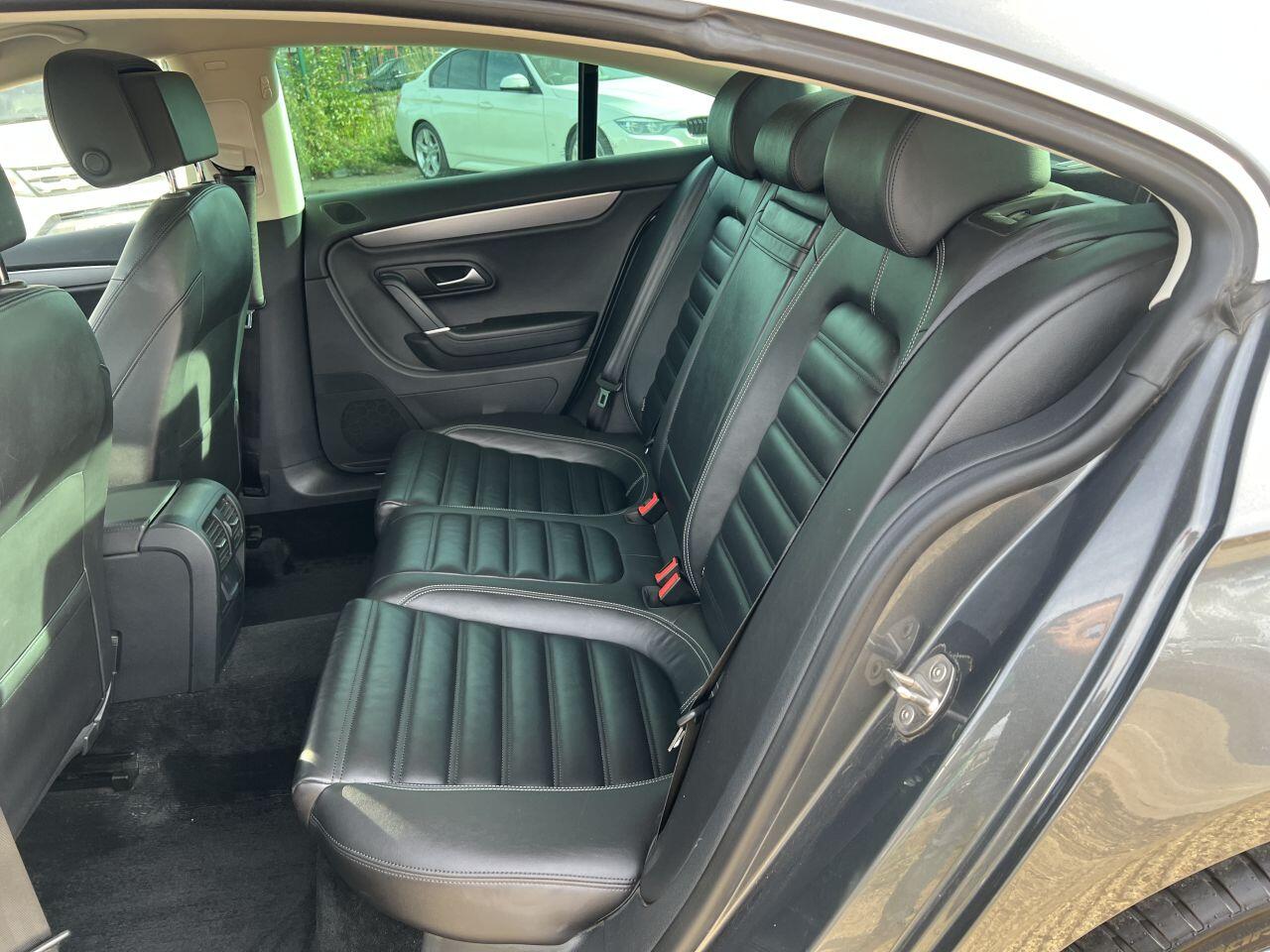 Volkswagen CC view 25