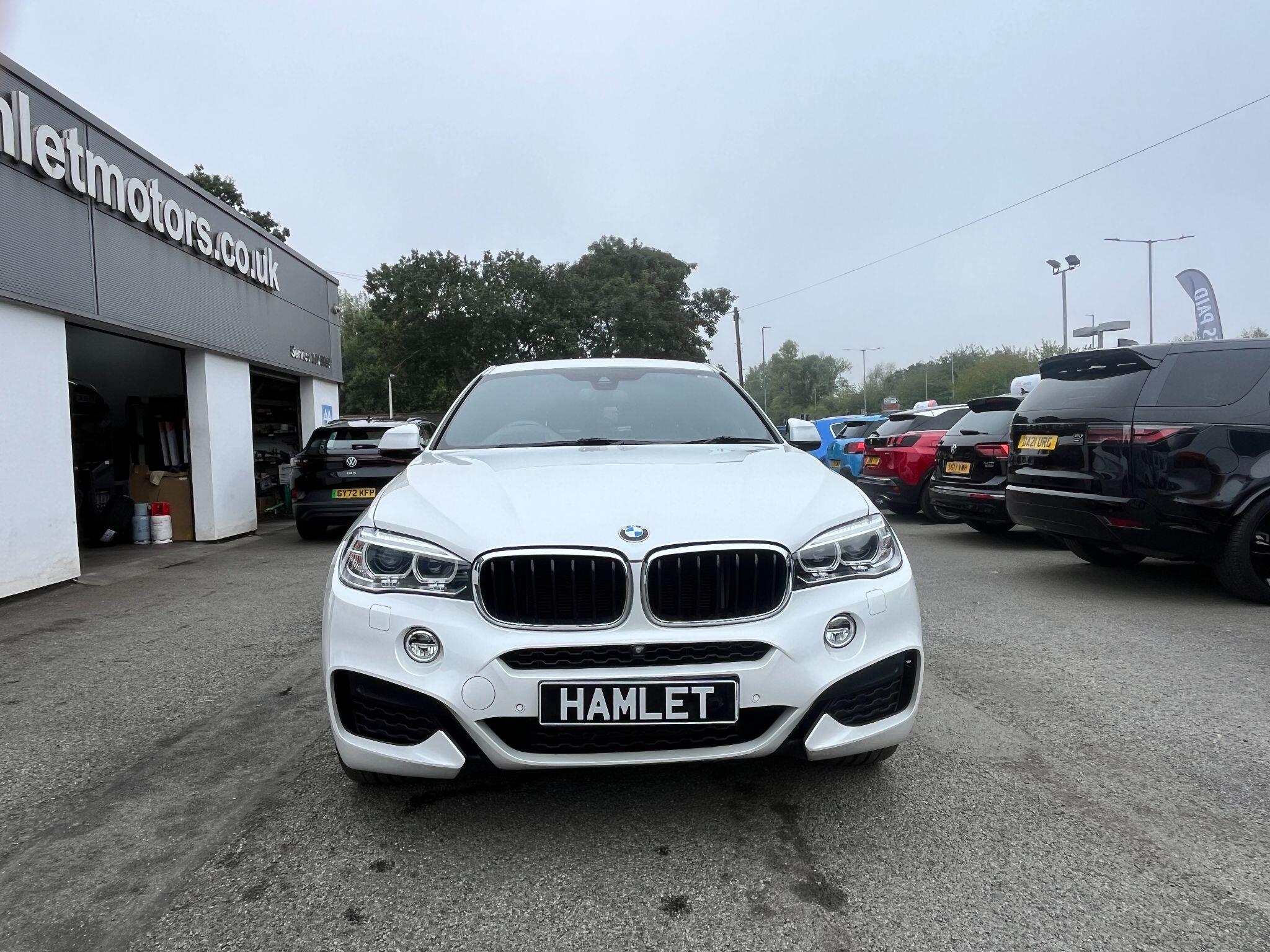 BMW X6 view 5