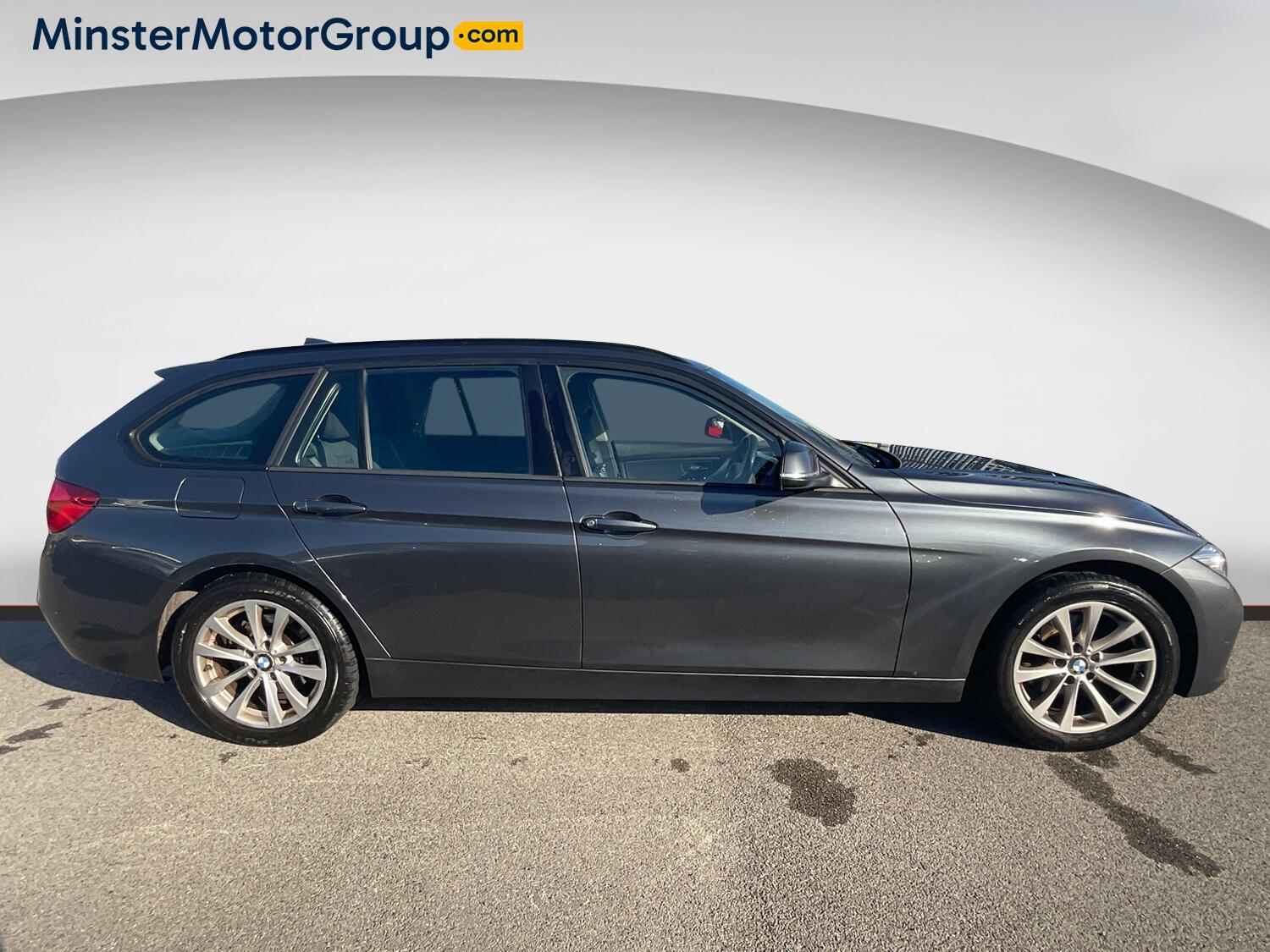 BMW 3 Series view 2