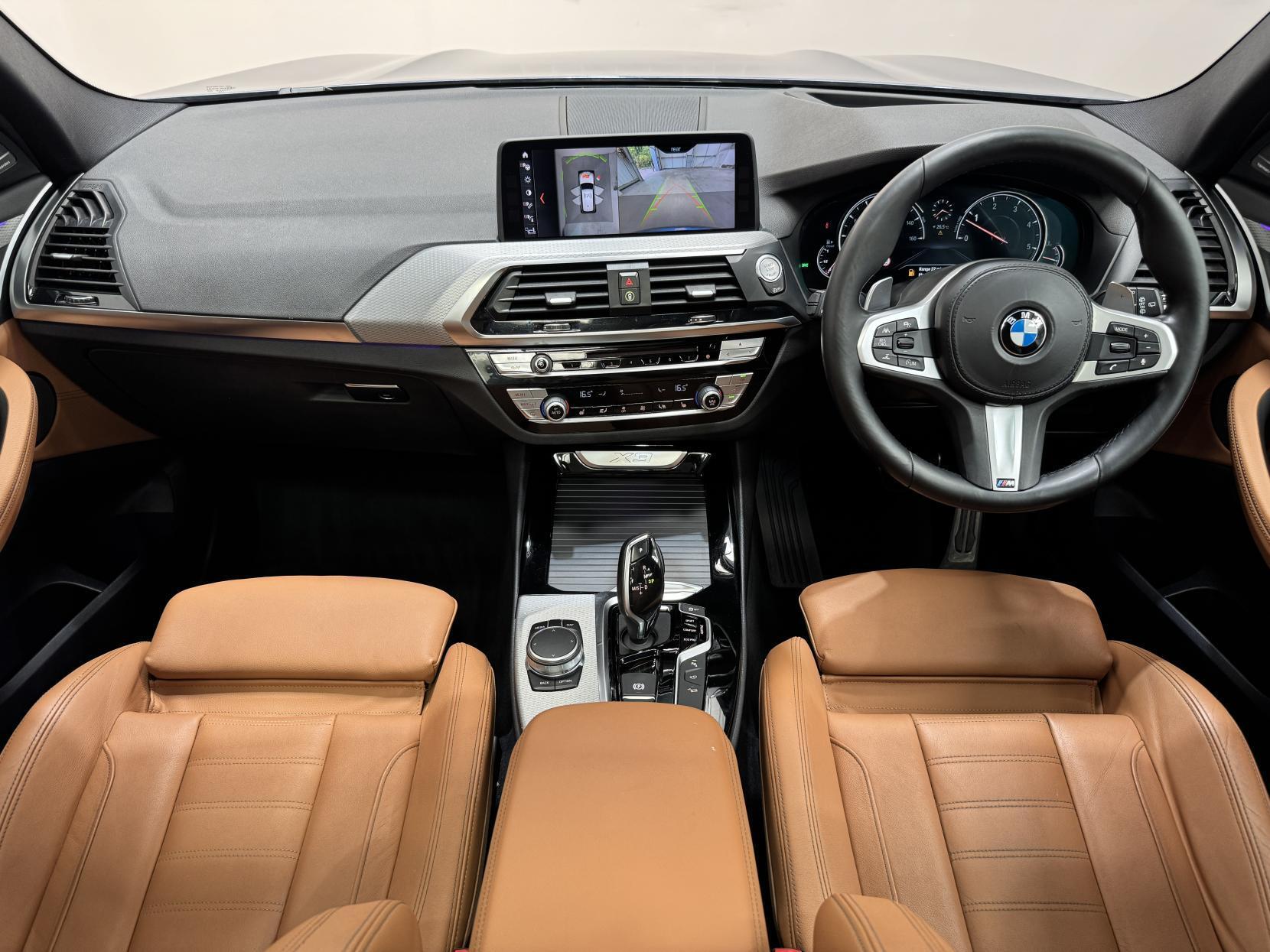 BMW X3 view 25