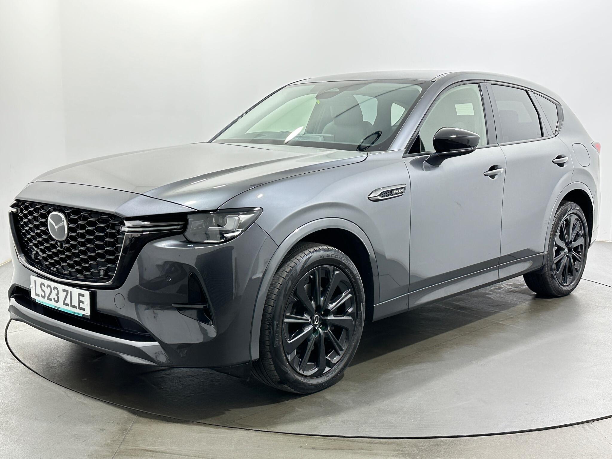 Mazda CX-60 view 4