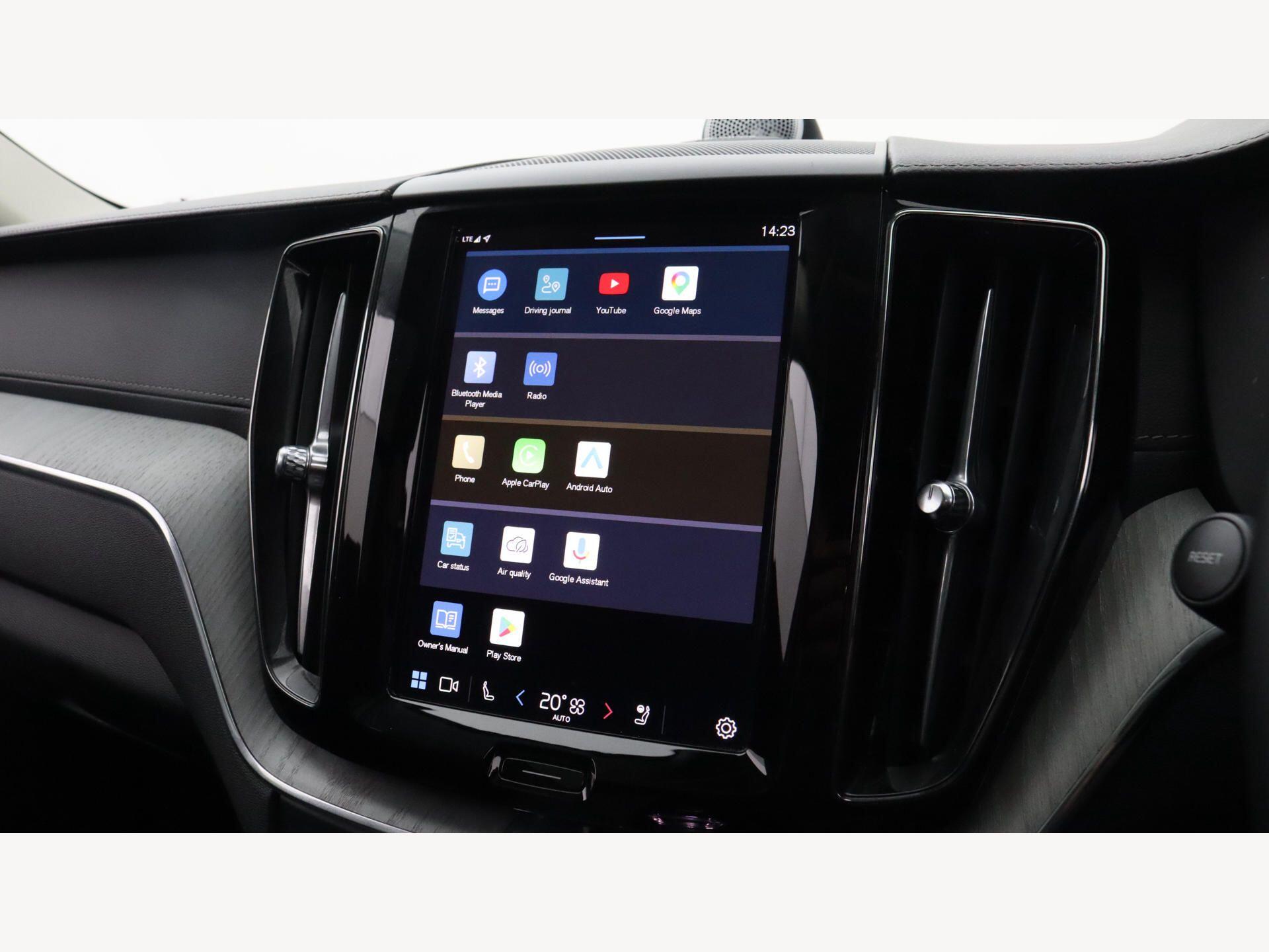 Volvo XC60 view 15